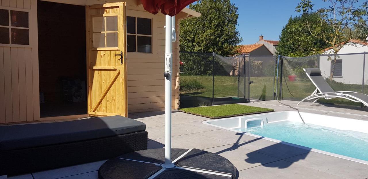 La Courtoise "Chez Gustine" Villa La Marne Bagian luar foto